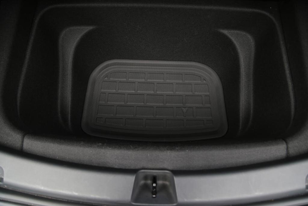 trends4cents Groß- und Einzelhandels-GmbH Freizeit und Outdoor 3D Kofferraummatte + Unterbodenmatte passend für Tesla Model Y / Performance rutschfest
